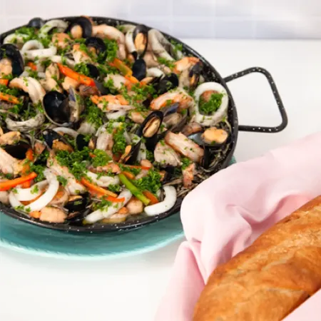 Fideuá con mariscos