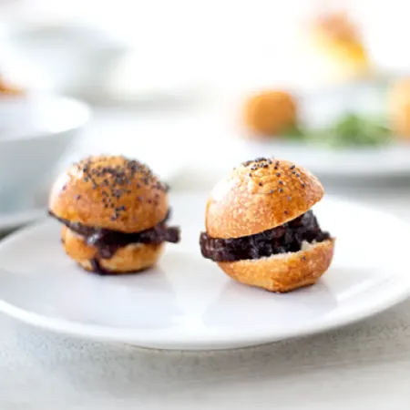 Minihamburguesas de posta costeña